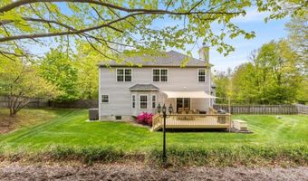 15 Upper Plateau Dr, Alloway, NJ 07462
