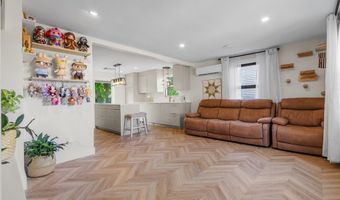 11 Hartlawn Rd, Boston, MA 02132