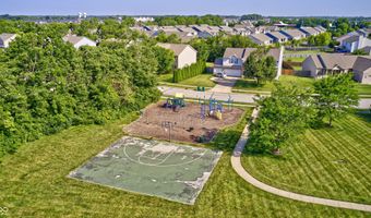 8557 Vyners Ln, Avon, IN 46123