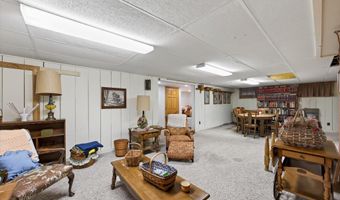 430 W Spring St, Bloomfield, IN 47424