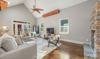 723 E 35th St, Charlotte, NC 28205