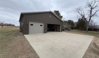 237 S Paul St, Appleton, MN 56208