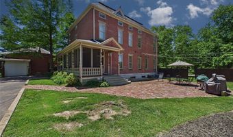 1715 Liberty St, Alton, IL 62002