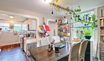 571 Spring St, Newport, RI 02840