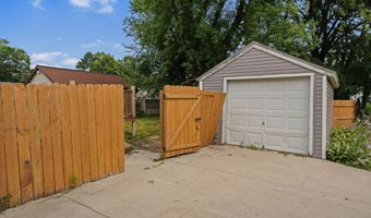 1304 10th Ave NW, Austin, MN 55912