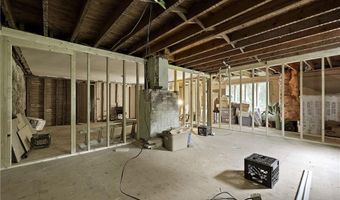 403 Commonwealth Ave, Warwick, RI 02886