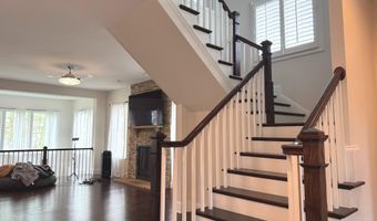 24814 BARRINGTON GROVE Ct, Aldie, VA 20105