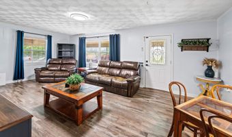 536 CR 2373, Alba, TX 75410