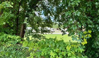 28 LUMBER St, Beattyville, KY 41311