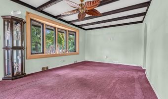 73 Locker St, Beachwood, NJ 08722