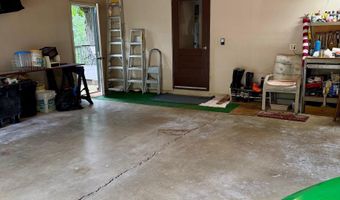 2822 Country Club Dr, Atlantic, IA 50022