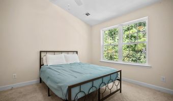 222 Admiration Ave, Beaufort, SC 29906