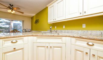 2 Candleberry Ct 2, Bourne, MA 02532