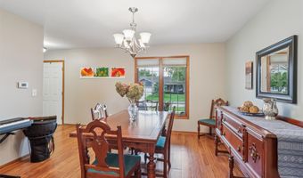 2012 Country Cove Ln, Altoona, IA 50009