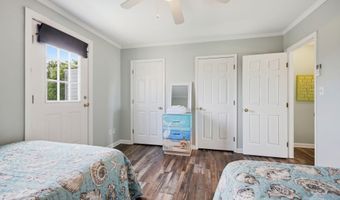1116 E Fort Macon Rd, Atlantic Beach, NC 28512