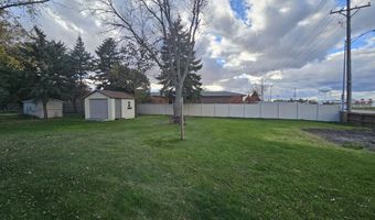 204 NE 21st Ave, Aberdeen, SD 57401
