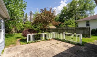 915 Sharondale Dr, Amherst, OH 44001