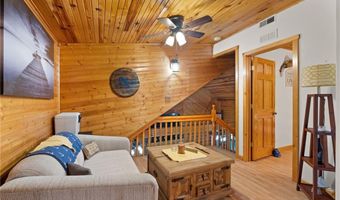 3250 N Shamrock Ln, Birdseye, IN 47513