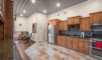 90917 240th St, Austin, MN 55912