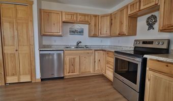 18 Rock Creek Rd, Clark, WY 82435
