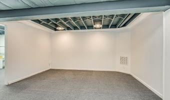 223 Cherokee Rd, Andover, NJ 07848