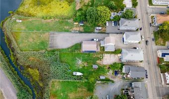 200 Market St, Warren, RI 02885
