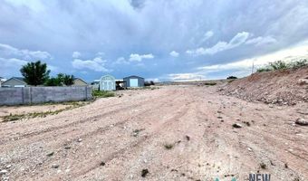 832 Calamity Jane Dr, Carlsbad, NM 88220