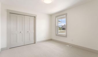 11913 Everett Ave, Allendale, MI 49401