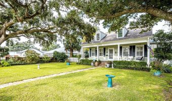 145 Saint Francis St, Biloxi, MS 39530