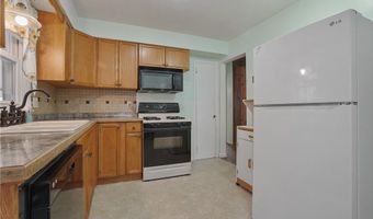 523 Evans Ave, Akron, OH 44310