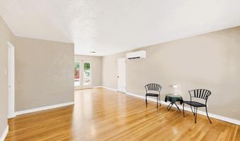 805 INDIANA St SE, Albuquerque, NM 87108