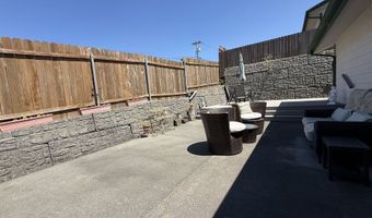 1215 RANSOM Ave, Brookings, OR 97415