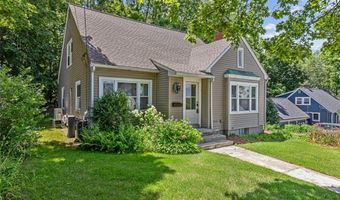 9 Country Pkwy, North Providence, RI 02911