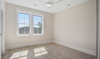 7527 Ladys Secret Ln, Awendaw, SC 29429