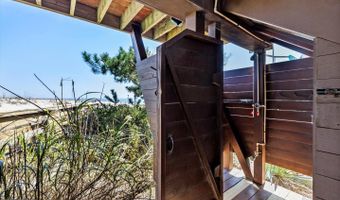 2 CHICAGO St, Dewey Beach, DE 19971