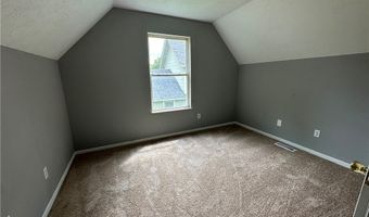 933 W 37th St, Ashtabula, OH 44004