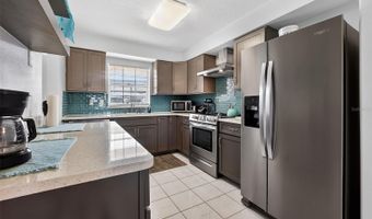 1640 JUNO Trl 102A, Astor, FL 32102