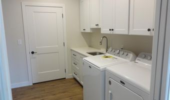 981 White Spruce Ln NW, Alexandria, MN 56308