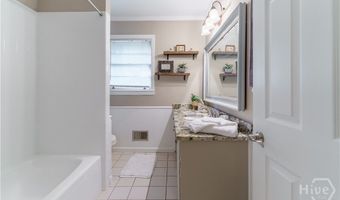 759 Riverhill Dr, Athens, GA 30606