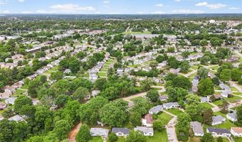 9557 Cantwell Dr, Affton, MO 63123