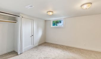 4405 COMMERCIAL St, Astoria, OR 97103