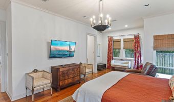 9120 Old Garden Ave, Baton Rouge, LA 70809