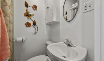 16 N White St, Anaconda, MT 59711