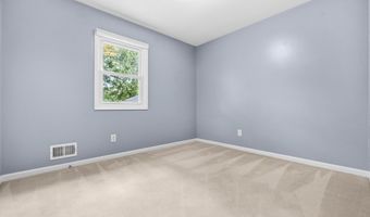 5915 LARPIN Ln, Alexandria, VA 22310