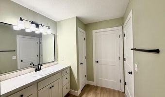 3237 Signal Point Dr, Allegan, MI 49010