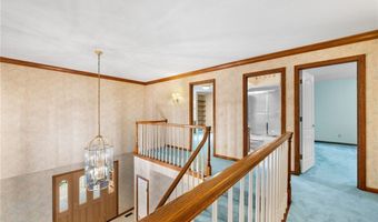 3881 Ravinewood Dr, Austinburg, OH 44010