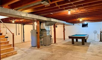 146 Washington Ave, Alden, MN 56009