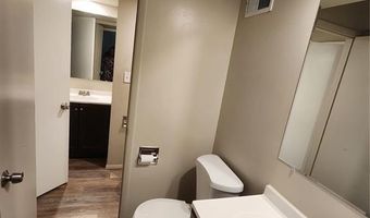 815 Portsdown Rd, Ballwin, MO 63011