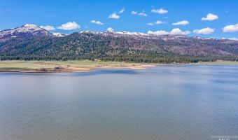 110 Panorama Dr, Cascade, ID 83611