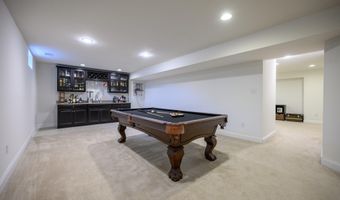 41 Gina Dr, Allentown, NJ 08501